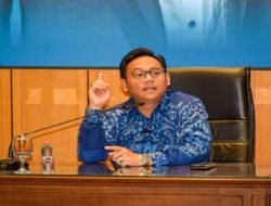 Banjir yang merendam sejumlah wilayah di Kabupaten Bandung mulai dari Dayeuhkolot, Bojongsoang, hingga Soreang menjadi perhatian serius.