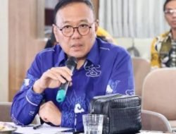 Ronny Hermawan, mendorong pembangunan sekolah menengah atas (SMA) atau sekolah menengah kejuruan (SMK) negeri di Kota Bekasi.