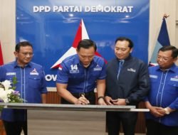 AHY menekankan pentingnya peran DPD Partai Demokrat Jabar untuk aktif mendengarkan aspirasi serta menerima kritik membangun dari masyarakat.