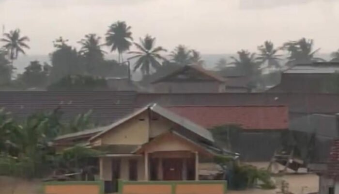 Ribuan Warga Terdampak, BPBD Jabar Tangani Banjir Cisolok Sukabumi