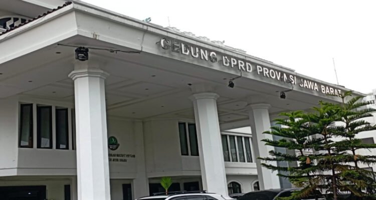 Sekretariat DPRD Jabar Terapkan WFH Mulai 2026, Sasar Pegawai Kurang Produktif