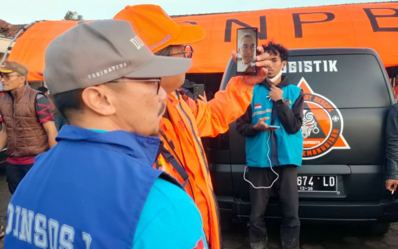 BPBD Kota Bandung Bantu Penanganan Bencana Longsor di Cisarua Bandung Barat