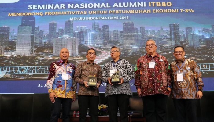 Mendiktisaintek Brian Yuliarto Jadi Pembicara Utama pada Seminar Nasioal yang Digelar Ikatan Alumni ITB Angkatan 1980 (IA ITB80)