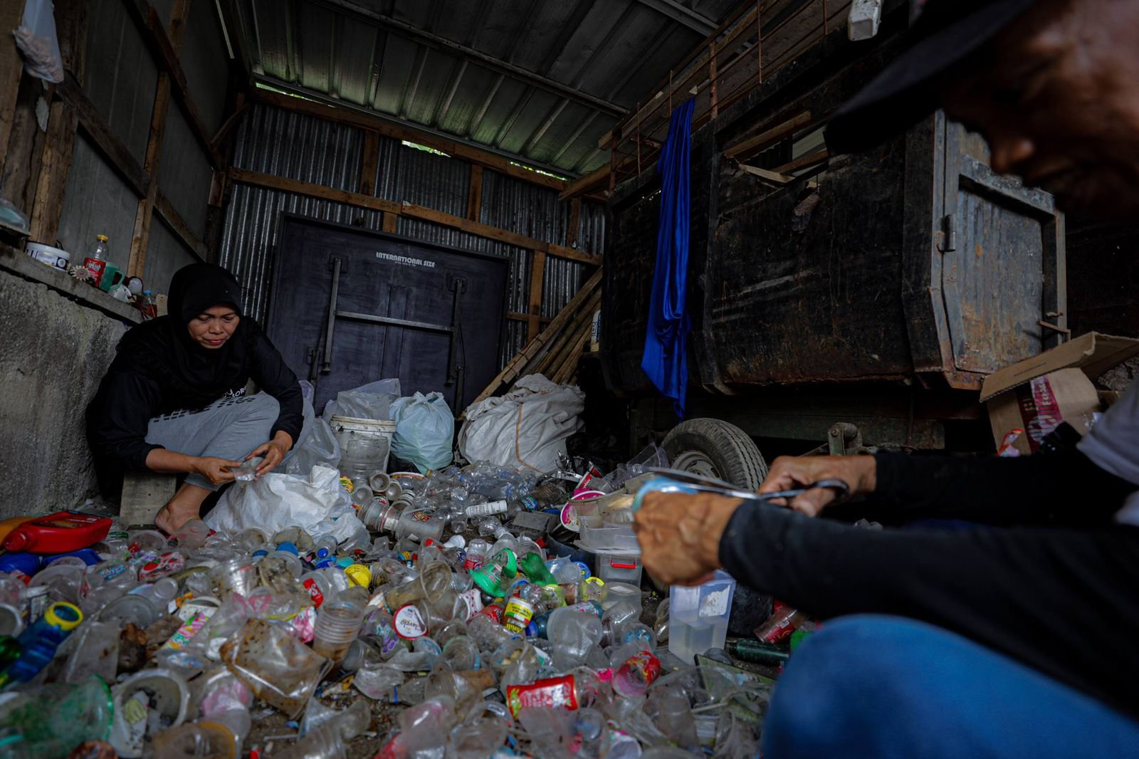 Farhan Tegaskan Perang Lawan Sampah Dimulai dari Rumah Tangga