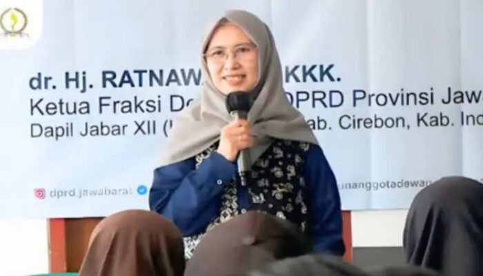 Warga Desa Kalianyar, Kecamatan Krangkeng, menyampaikan kekecewaan atas janji fasilitas olahraga dari pihak pabrik lokal.