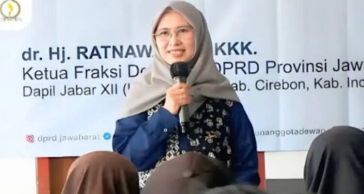 Warga Desa Kalianyar, Kecamatan Krangkeng, menyampaikan kekecewaan atas janji fasilitas olahraga dari pihak pabrik lokal.