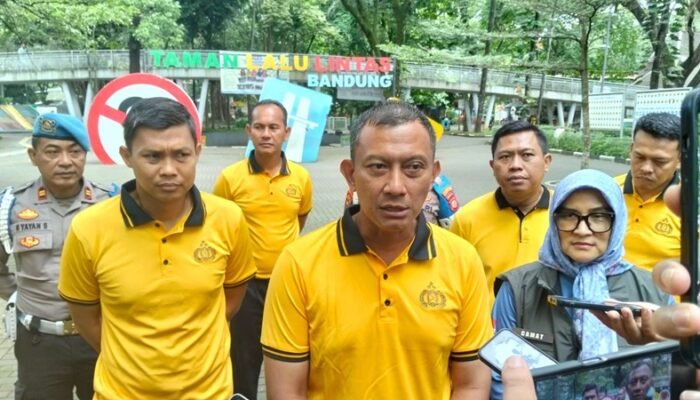 Kapolrestabes Bandung