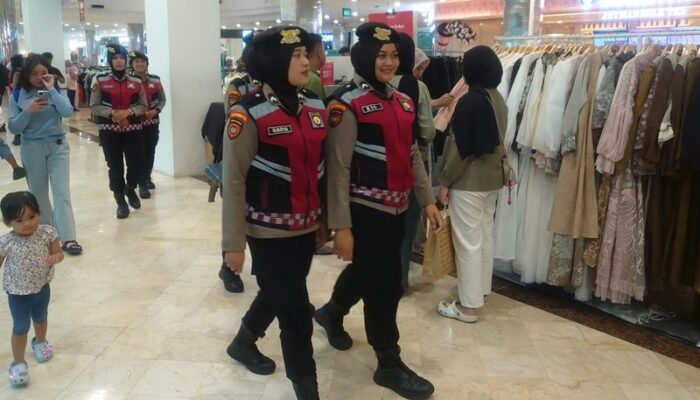 Polwan Cantik