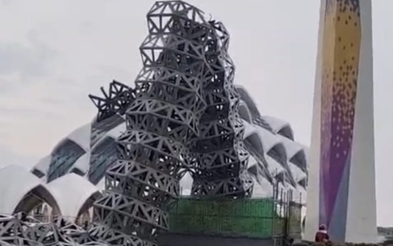 Tower Penguat Sinyal