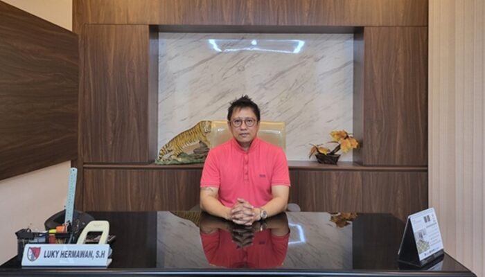 LUKY HERMAWAN