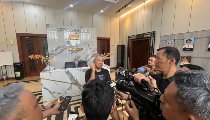 Farhan akan Cek Dugaan Kecelakaan Akibat Galian di Kawasan Viaduct