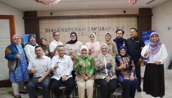 Komisi II DPRD Jabar Tinjauan Perkembangan Koperasi dan UMKM di Depok