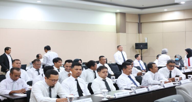 Pusat Pengembangan Sumber Daya Manusia Geologi, Mineral, dan Batubara (PPSDM) Geominerba resmi membuka diklat masyarakat di Jawa Tengah.