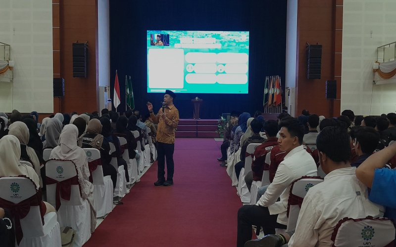 Kuliah Umum di UIN Bandung,Mendukbangga Wihaji: Pentingnya Peran Keluarga dalam Investasi SDM