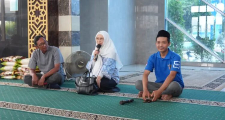 Hj. Ratnawati, melaksanakan agenda kunjungan kerja dalam rangka kegiatan Citra Bakti DPRD Provinsi Jabar bertempat di Kabupaten Indramayu.