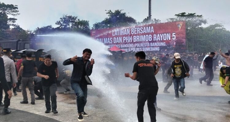 Latihan BErsama Sispamkota