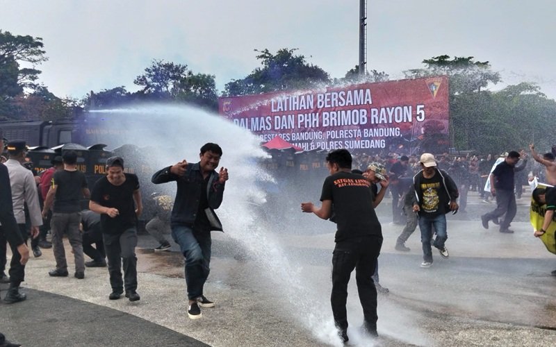 Latihan BErsama Sispamkota