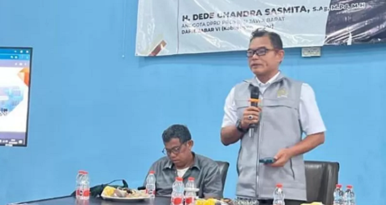 Anggota DPRD Jabar H Dede Chandra Sasmita terus mengoptimalkan fungsi pengawasan terhadap penyelenggaraan pemerintahan daerah.