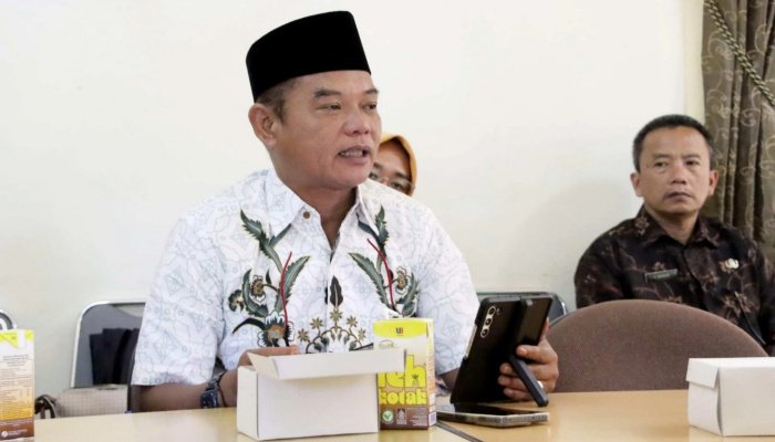 Anggota Komisi V DPRD Jabar H Dede Chandra Sasmita mengungkapkan sejumlah poin penting yang paling urgent dibenahi di sektor pendidikan.