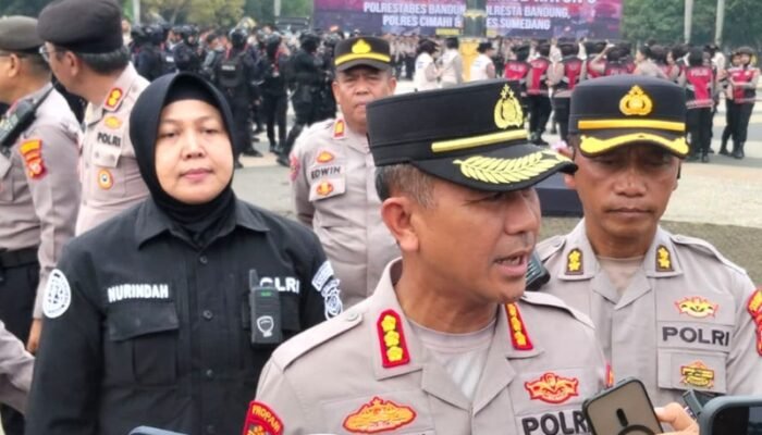 Plt Kapolrestabes Bandung Kombes Adiwijaya