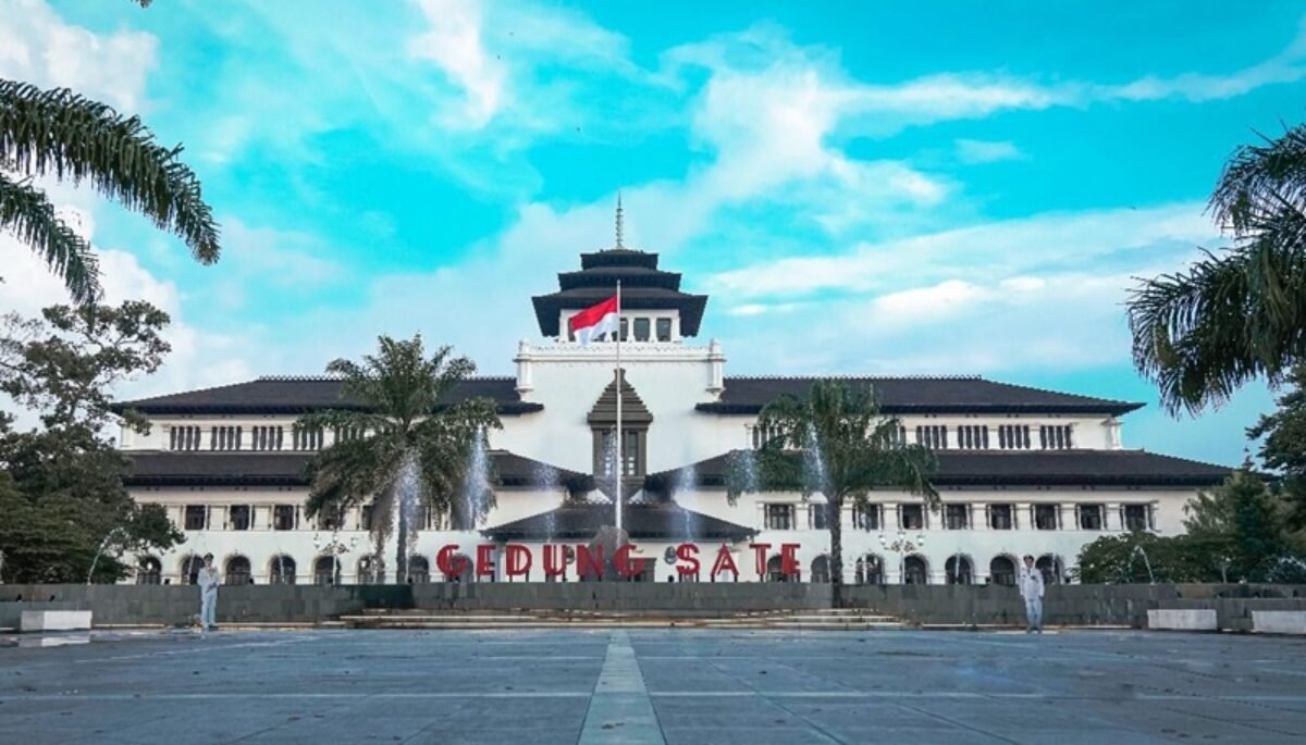 gedung-sate Gedung SATE