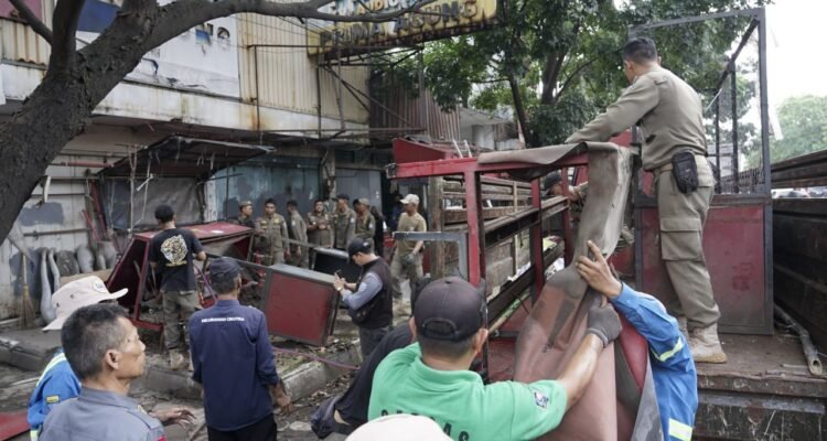 PKL di Cicadas Kota Bandung Ditertibkan, Pemkot Lanjutkan Penataan Kawasan