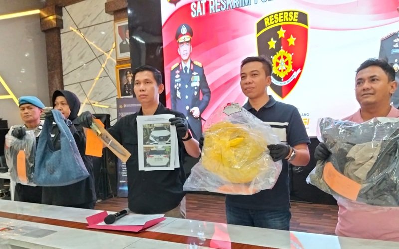 PEMBUNUHAN SEKELIMUS