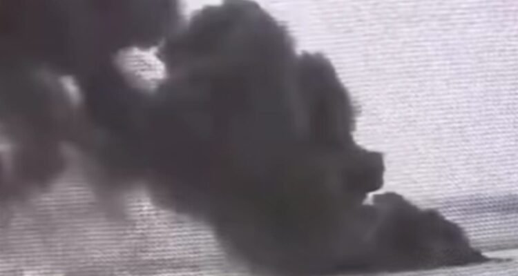 TERBAKAR