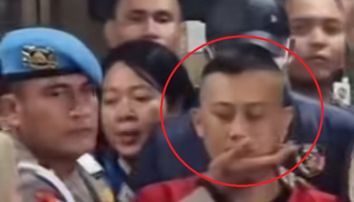 TAUFIK HIDAYAT