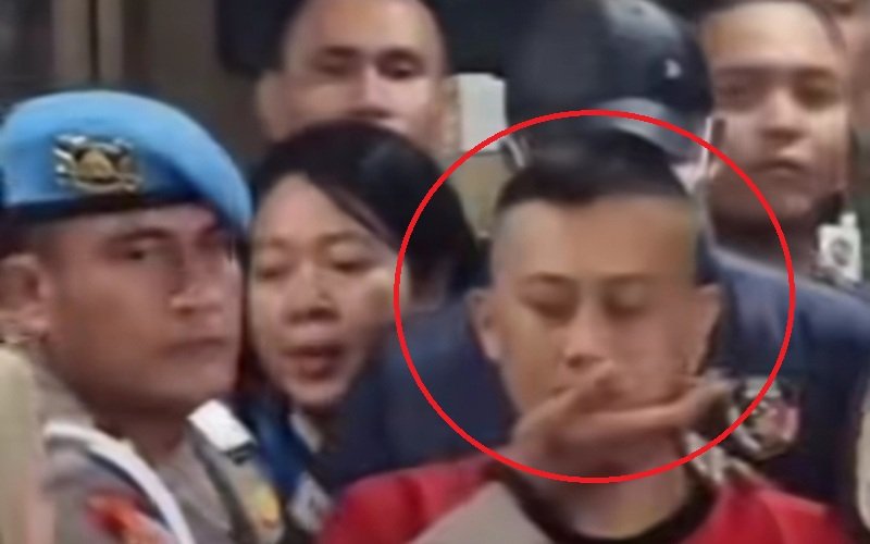 TAUFIK HIDAYAT