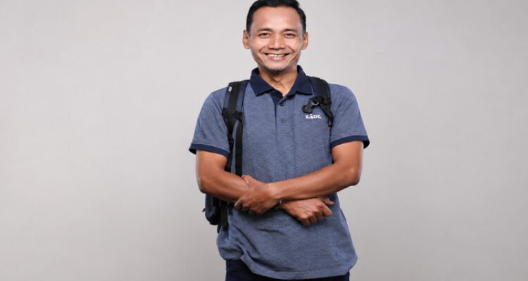 Dunia hiburan Indonesia berduka. Aktor dan komedian Icuk Nugroho, pemeran Saep Copet dalam serial Preman Pensiun, meninggal dunia.