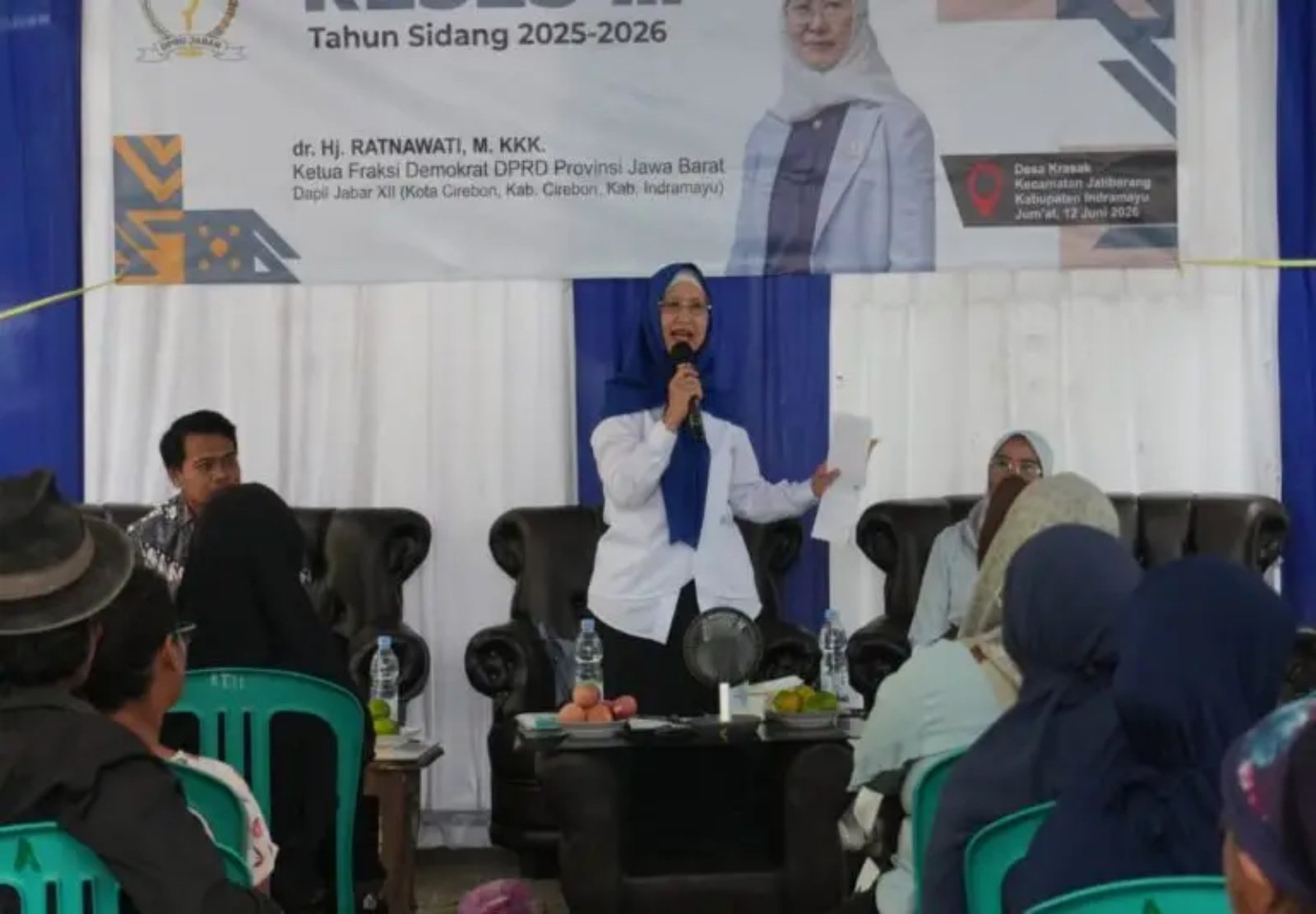 Hj Ratnawati, melaksanakan kegiatan reses bersama masyarakat Desa Krasak, Kecamatan Jatibarang, Kabupaten Indramayu, Jumat (12/6/2026).