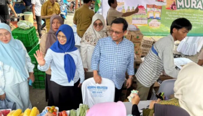 Upaya membantu masyarakat mendapatkan kebutuhan pokok dengan harga terjangkau terus dilakukan berbagai pihak.