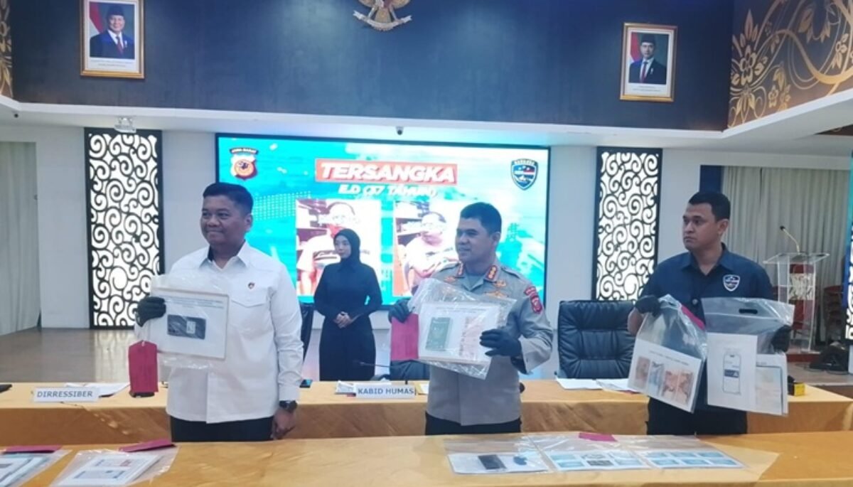 PENIPUAN ONLINE