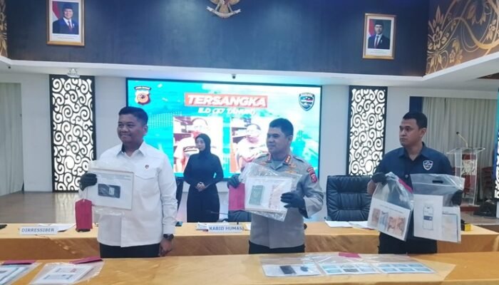 PENIPUAN ONLINE