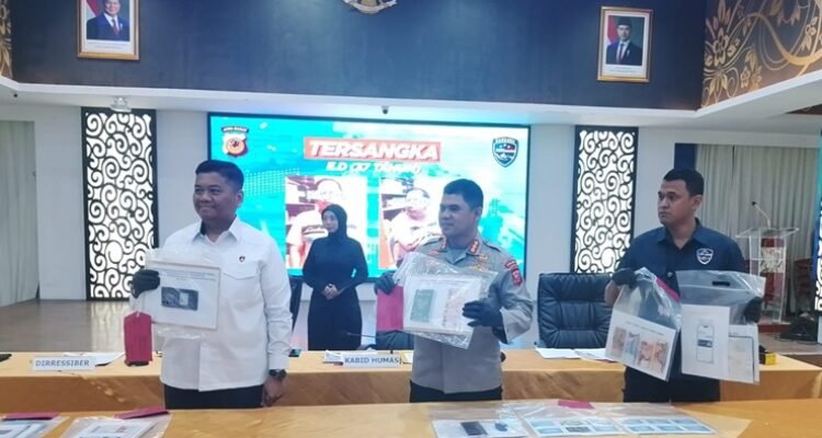 PENIPUAN ONLINE