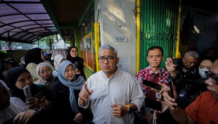 Bekukan Izin Videotron di Padel, Farhan Selidiki Dugaan Pelanggaran Tata Ruang dan ASN