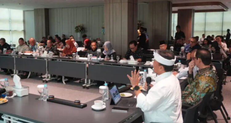 Ratnawati menegaskan, pembahasan RKUA-RPPAS tidak hanya berkaitan dengan angka-angka dalam dokumen anggaran.