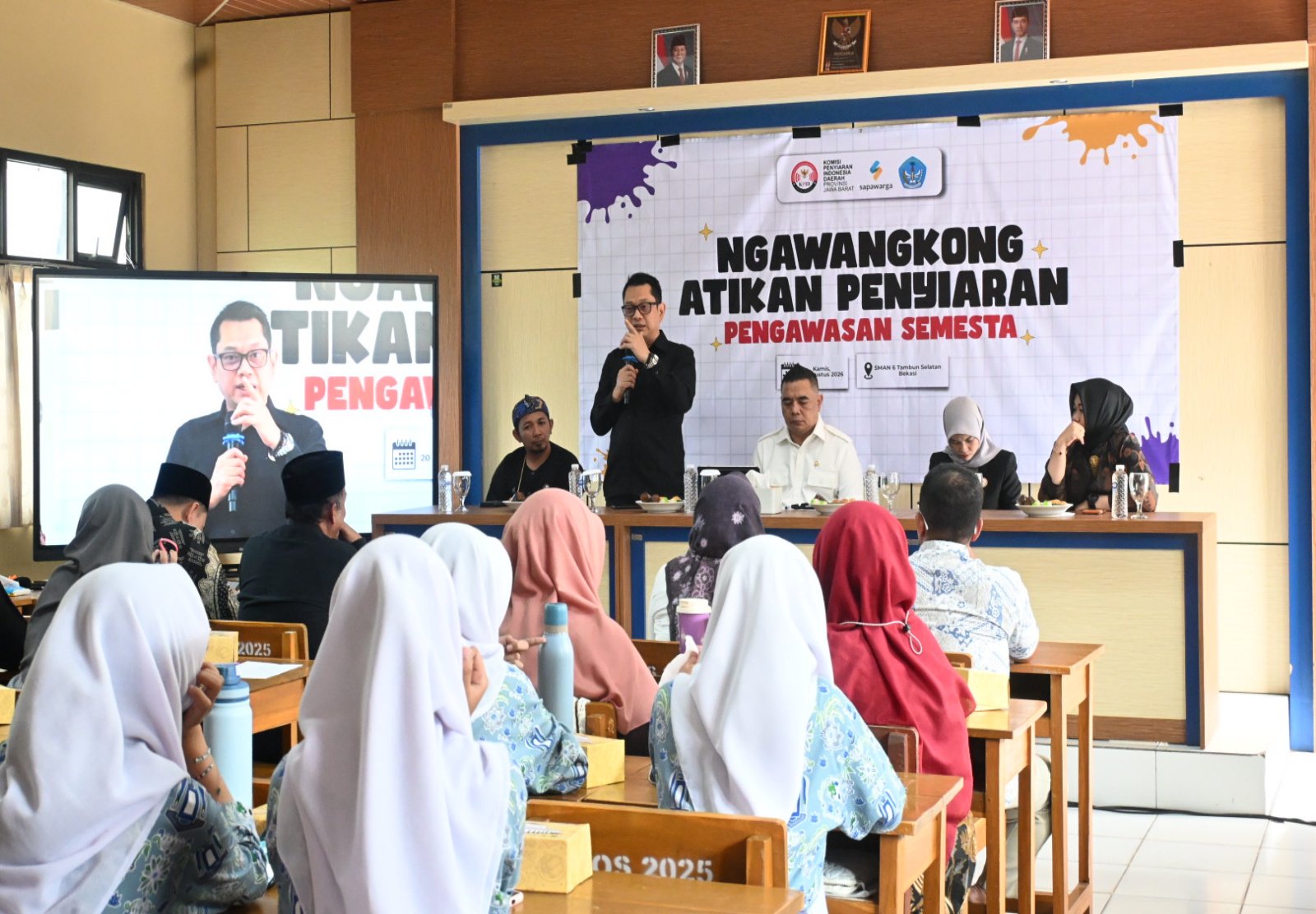 KPID Jabar perkuat literasi media untuk membentengi proses berpikir Gen Z dari ancaman hoax dan konten negatif.
