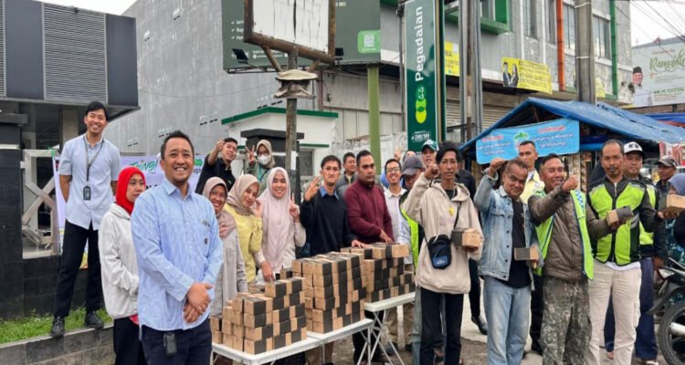 PT Pegadaian (Persero) Kantor Wilayah X Jawa Barat kembali menegaskan komitmen sosialnya kepada masyarakat.