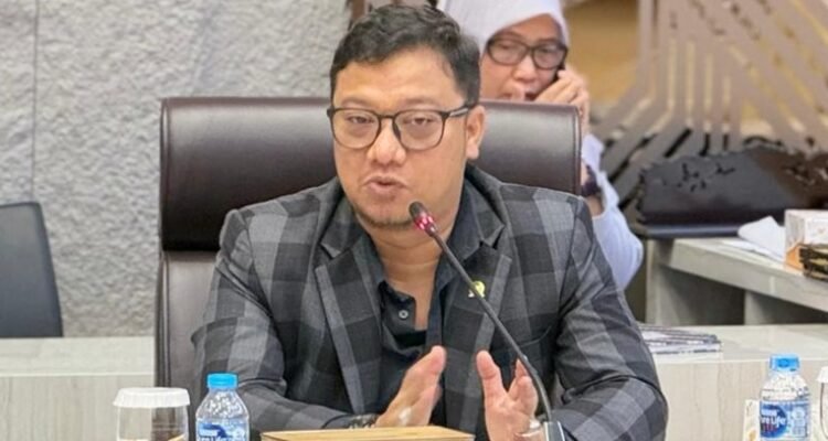 DANIEL MUTAQIEN