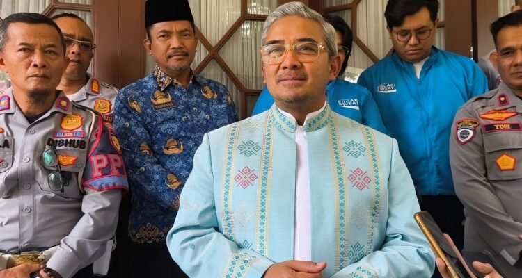 Api Padam, Wali Kota Bandung Segel Lokasi Kebakaran Lahan di Ciumbuleuit dan Cicabe
