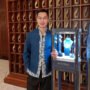 Empat puluh tujuh tahun perjalanan MONDIAL menjadi bukti konsistensi dalam menghadirkan karya perhiasan yang memadukan keindahan artistik.