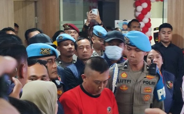 TAUFIK HIDAYAT