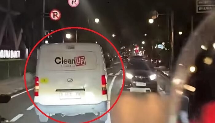 Mobil Blind Van