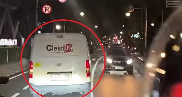 Mobil Blind Van