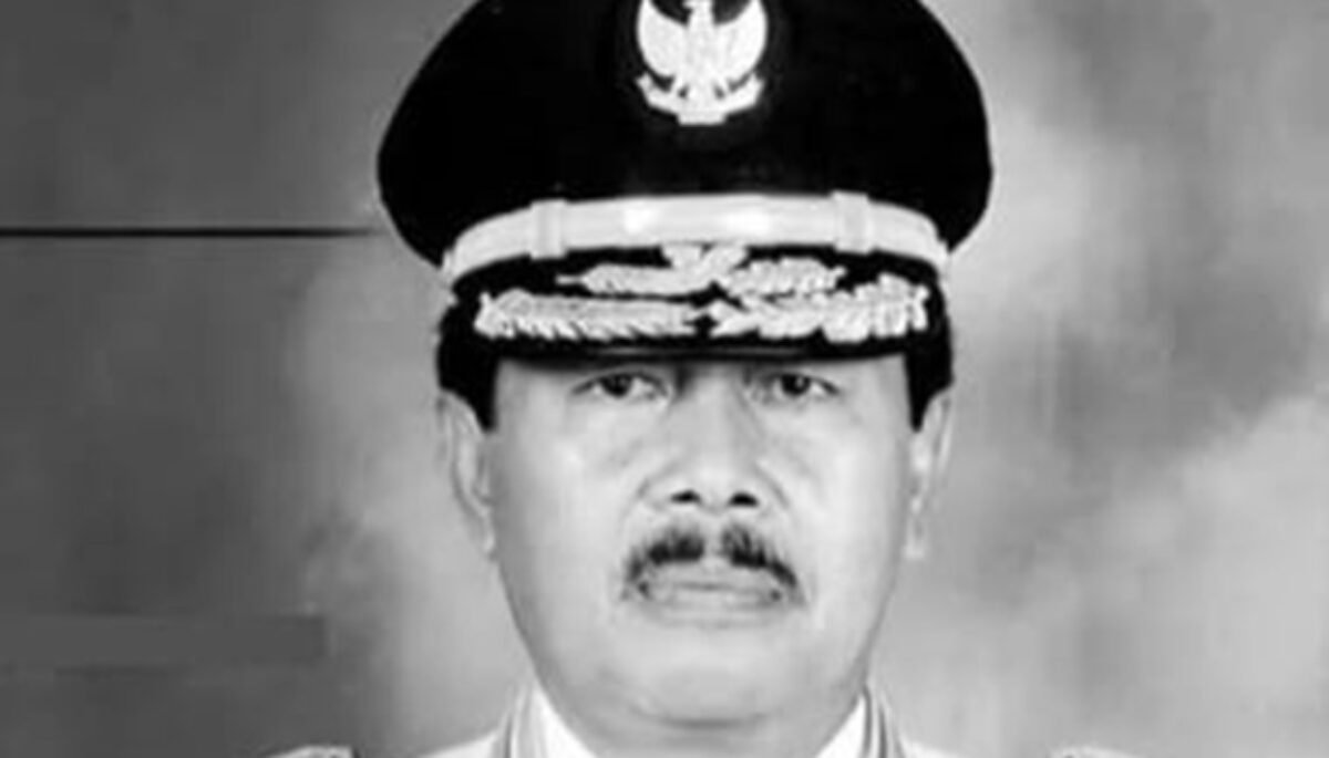 MANTAN GUBERNUR JABAR MANTAN GUBERNUR JABAR