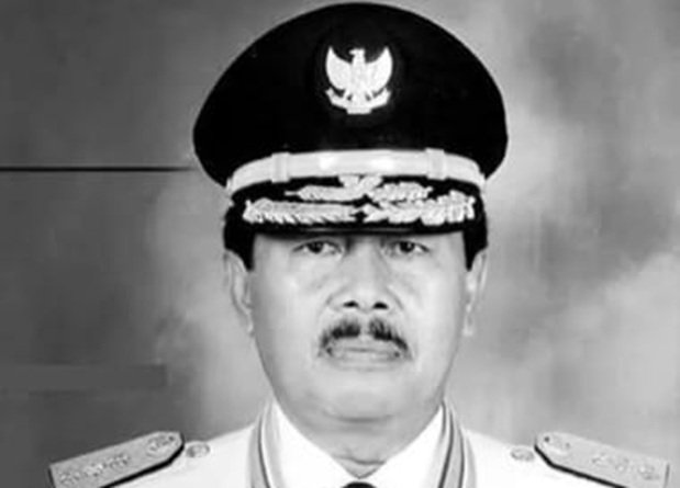 MANTAN GUBERNUR JABAR