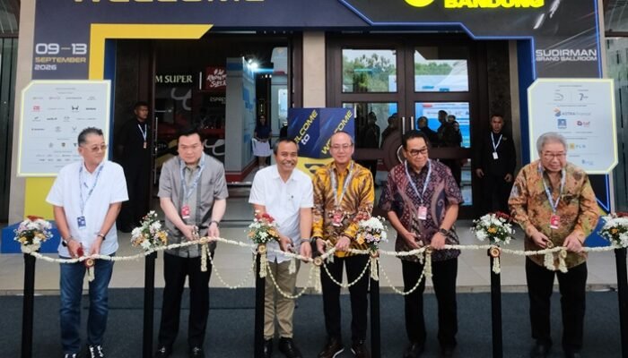 INDUSTRI OTOMOTIF