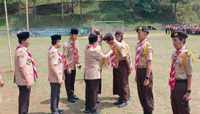 Sebanyak 5.200 siswa dari Bandung Raya dan Sumedang memadati Bumi Perkemahan Kiarapayung, Kabupaten Sumedang, Selasa (6/10/2026). 